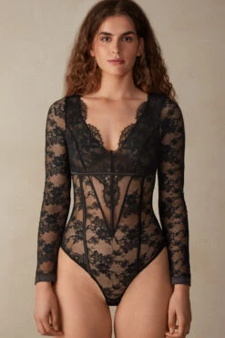 Shine High Like Stars Long-Sleeved Lace Body