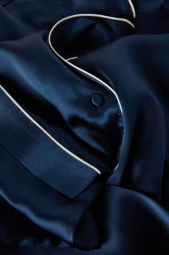 Mannish-Cut Jacket In Silk Satin 13 Mannish-Cut Jacket In Silk Satin -INTIMISSIMI Sales CLD12331467 D1