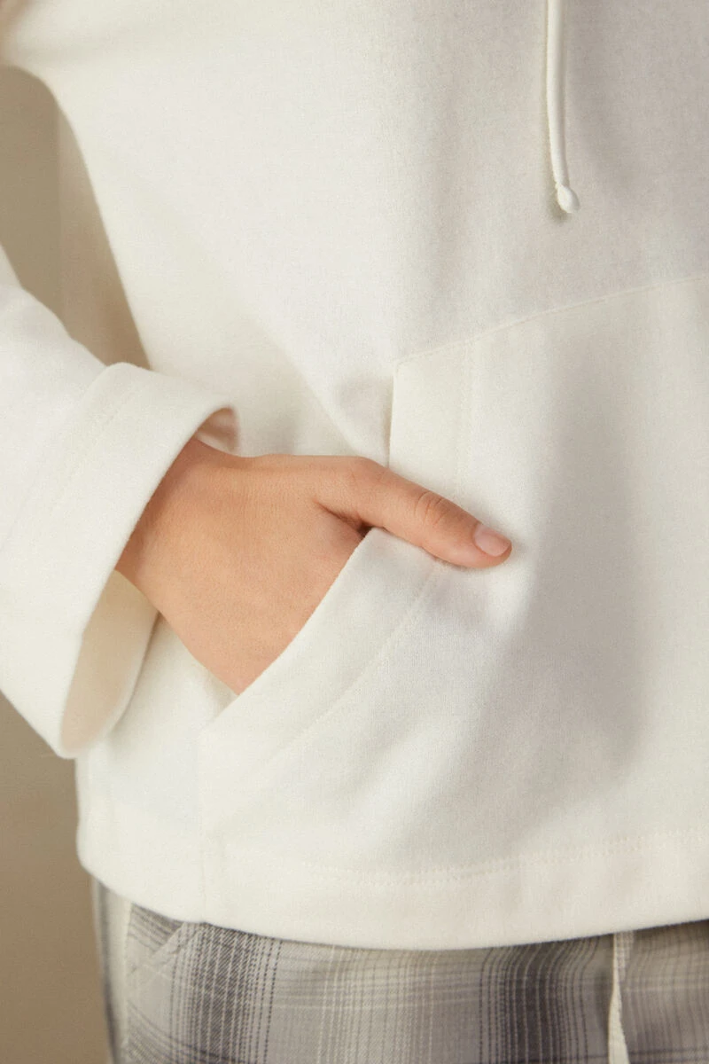 Warm Cuddles Hooded Top 6 Warm Cuddles Hooded Top - Image 4