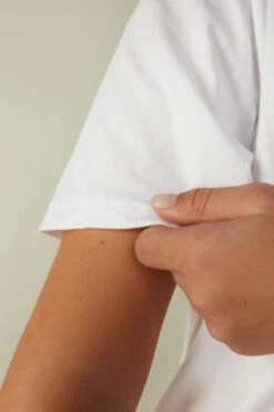 Short-Sleeved Supima® Cotton Top -INTIMISSIMI Sales CMD12O001 DT2W