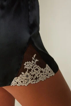 Pretty Flowers Silk Shorts 12 Pretty Flowers Silk Shorts -INTIMISSIMI Sales PC1294A9887 DT2W