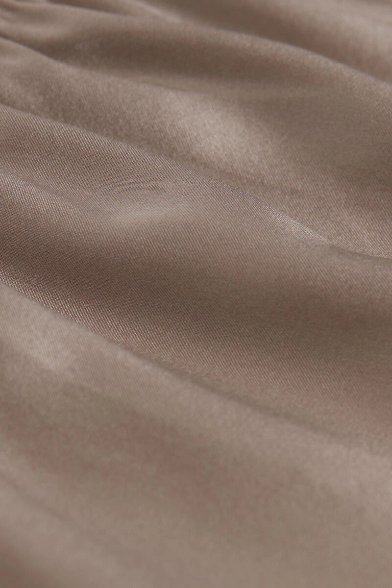 Silk Shorts With Contrasting Trim 8 Silk Shorts With Contrasting Trim - Image 6