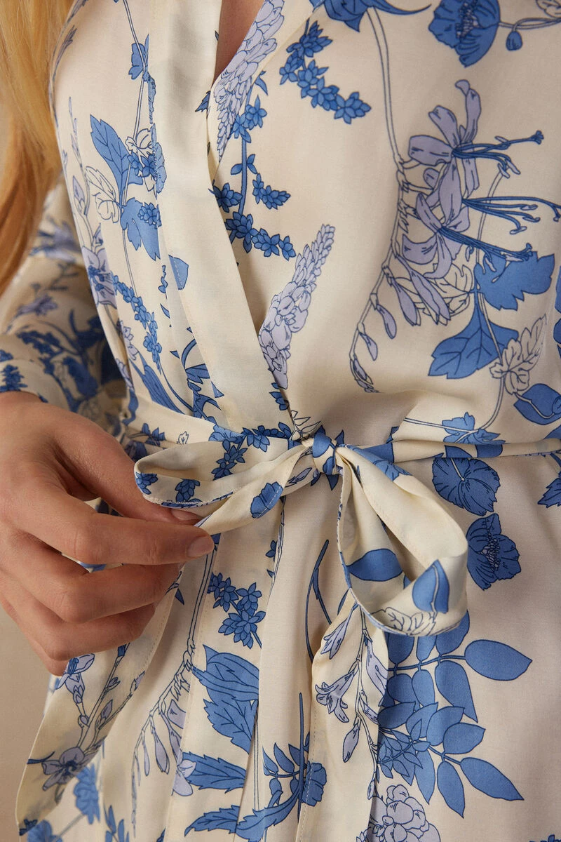 Feeling Beautiful Satin Kimono 5 Feeling Beautiful Satin Kimono - Image 3