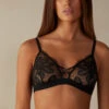 Sensual Unbounded Triangle Bra -INTIMISSIMI Sales RSD2460019 FI